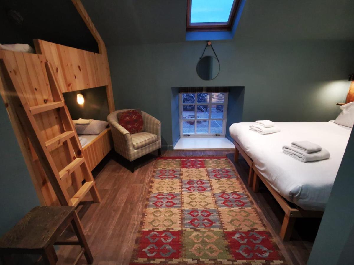 Comrie Croft Hostel Crieff Exterior foto